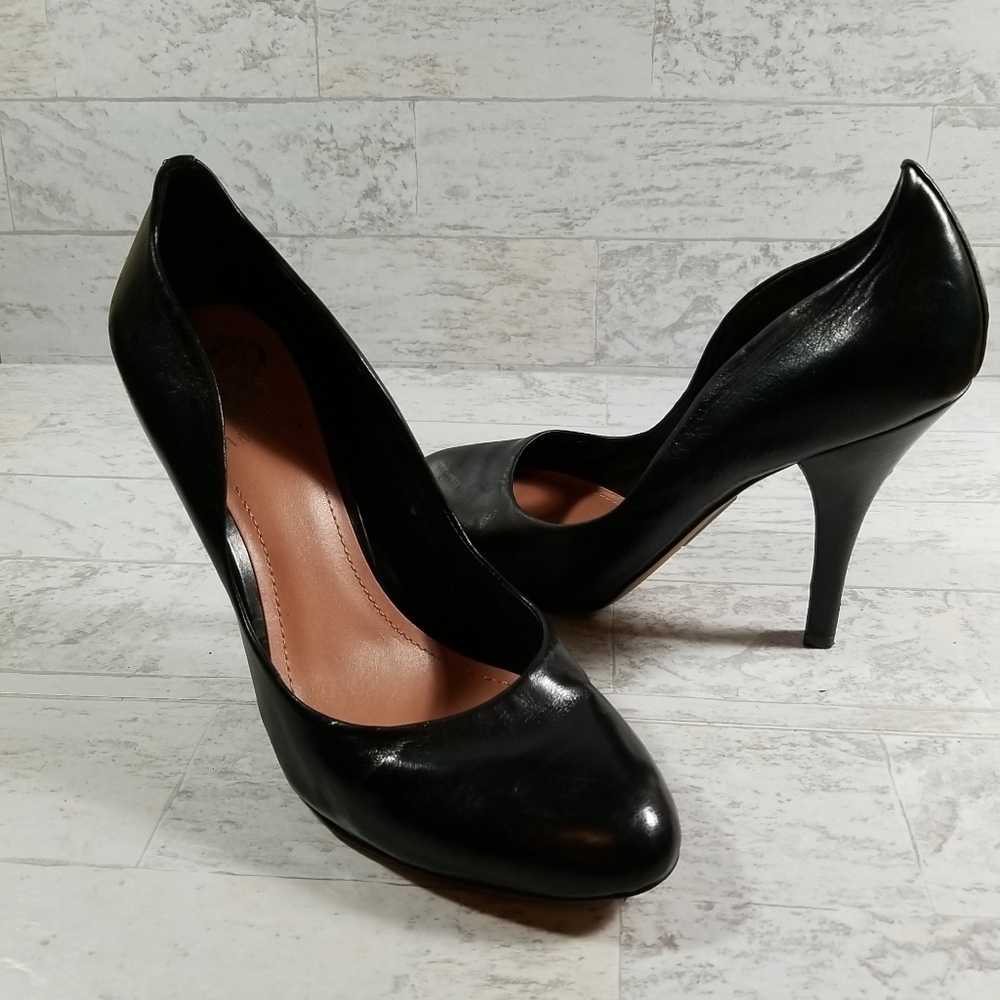 Vince Camuto VC Quest Leather Black Heels  9B